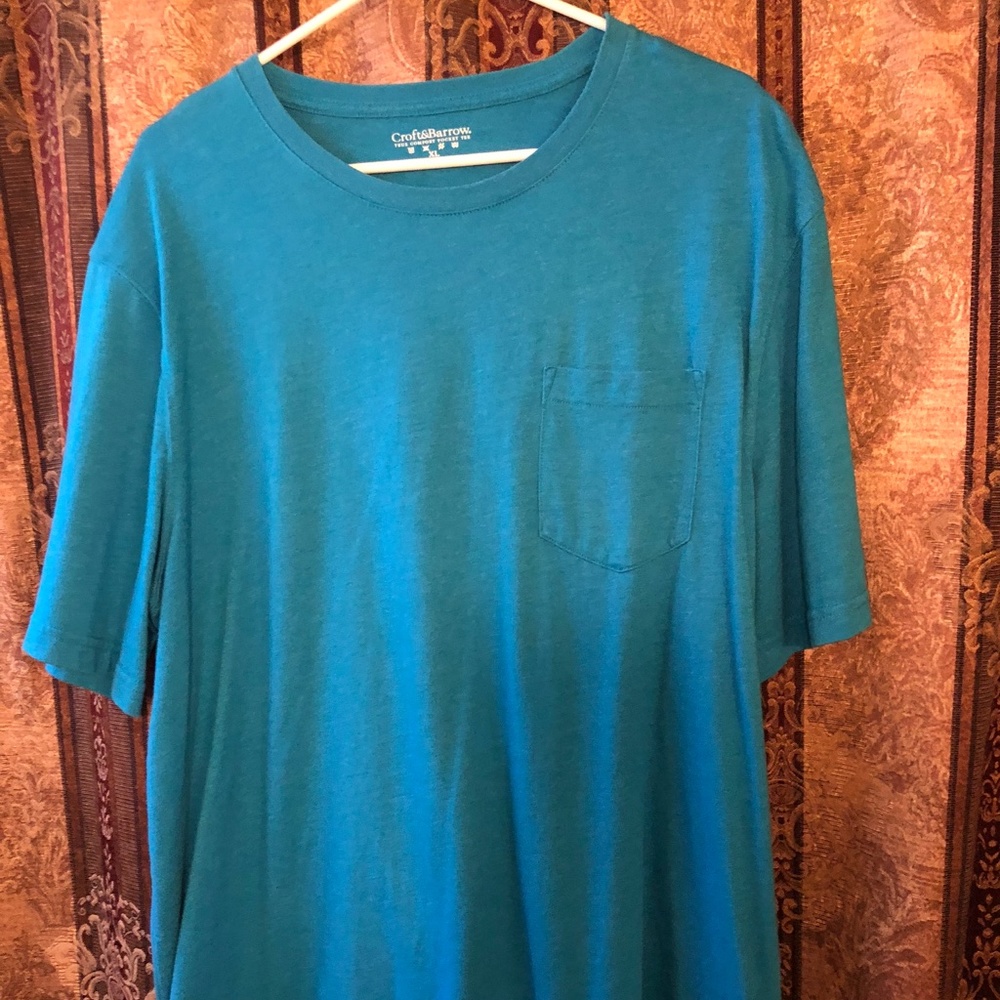 Croft and Barrow Pocket Tshirt